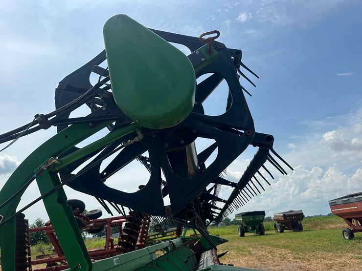 2004-john-deere-635f-image-7