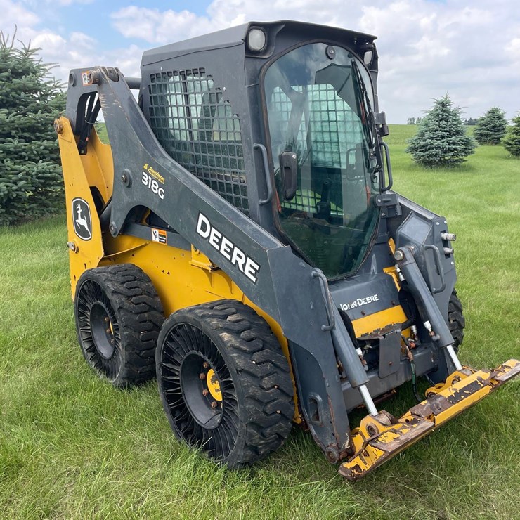 2019 DEERE 318G