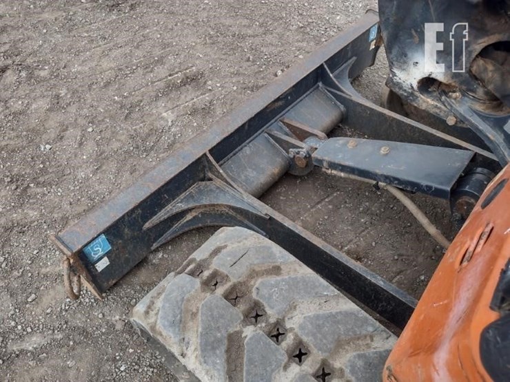 2021-hitachi-zx26u-5-image-23
