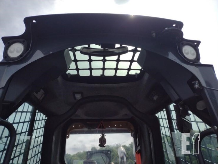 2023-deere-325g-image-13