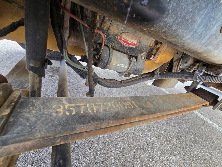 2004-ford-f650-image-69