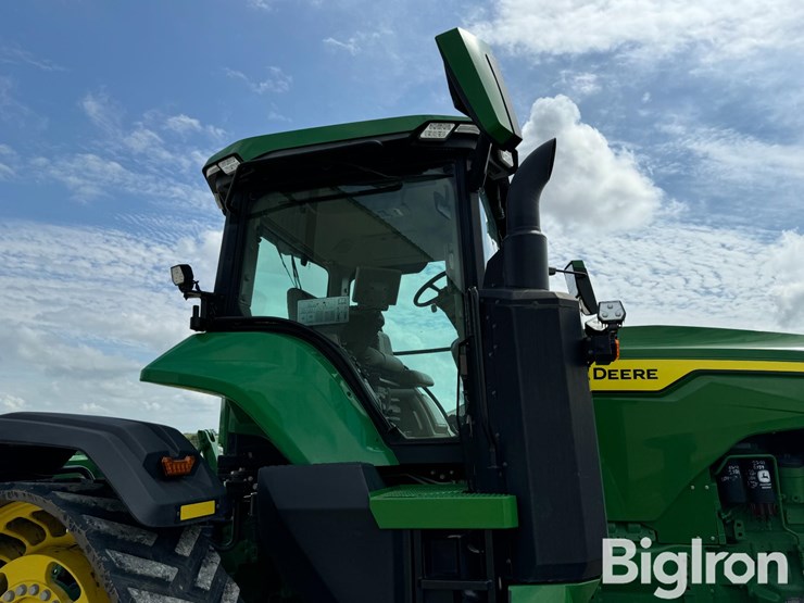 2021-john-deere-8rx-410-image-13
