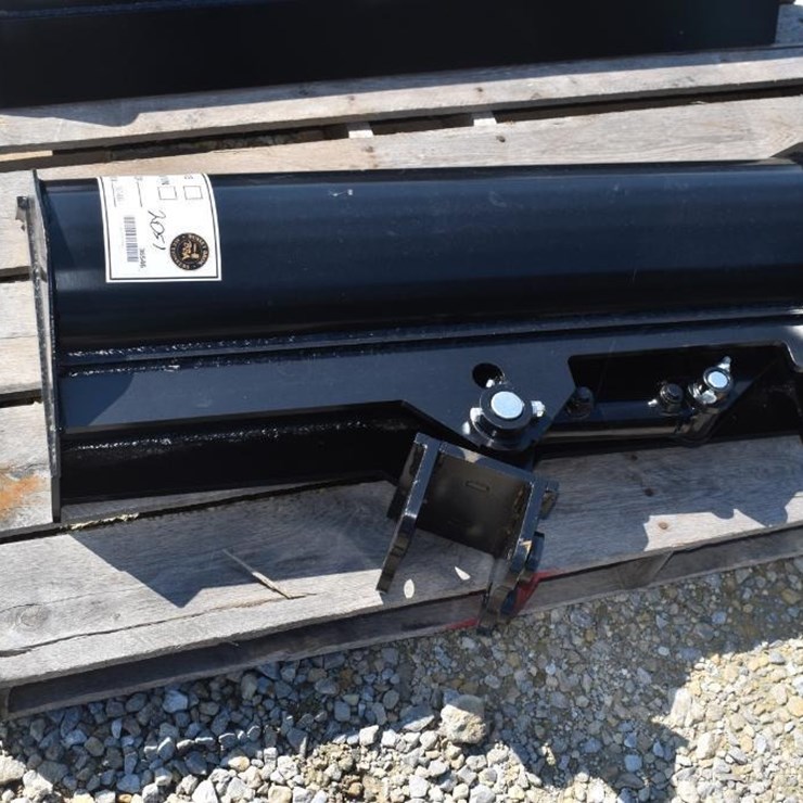 Bucket, Trenching FUTURE 32 INCH HYDRAULIC TILT BUCKET 36546