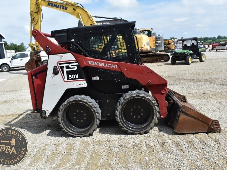2017-takeuchi-ts50v-image-16