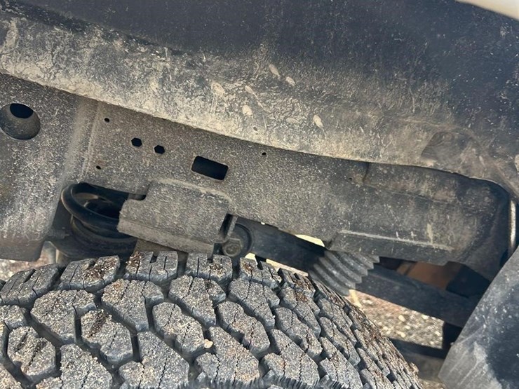 2016-ram-2500-hd-image-13