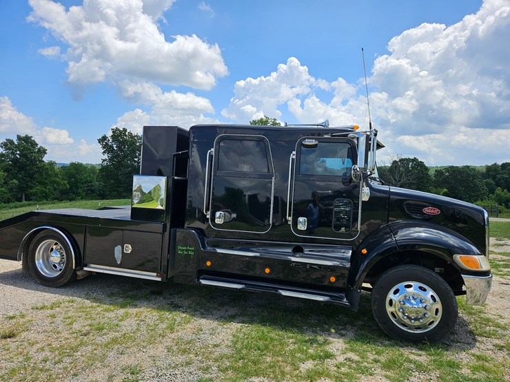 2007-peterbilt-335-image-29