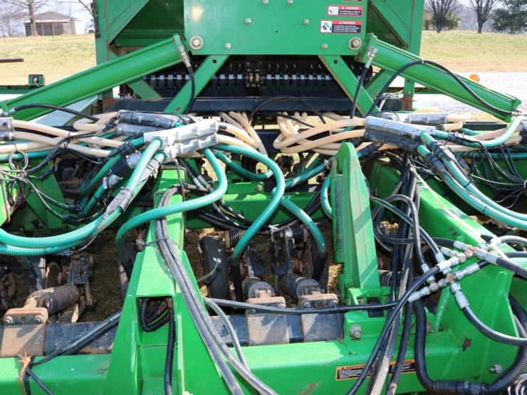 2000-john-deere-1860-image-7