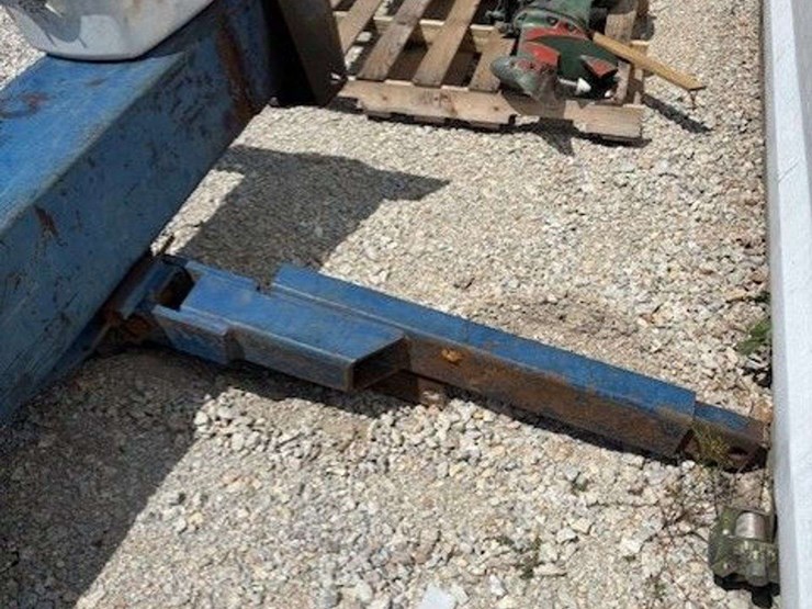 2-post-lift,-9,000lb-image-7