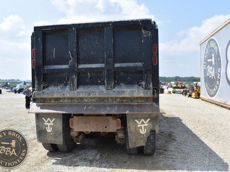 1996-mack-rd688s-image-18