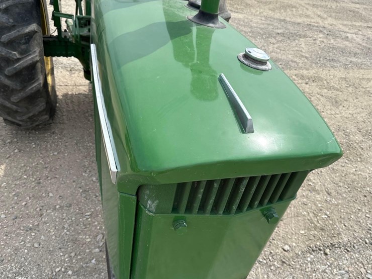 john-deere-4020-image-2