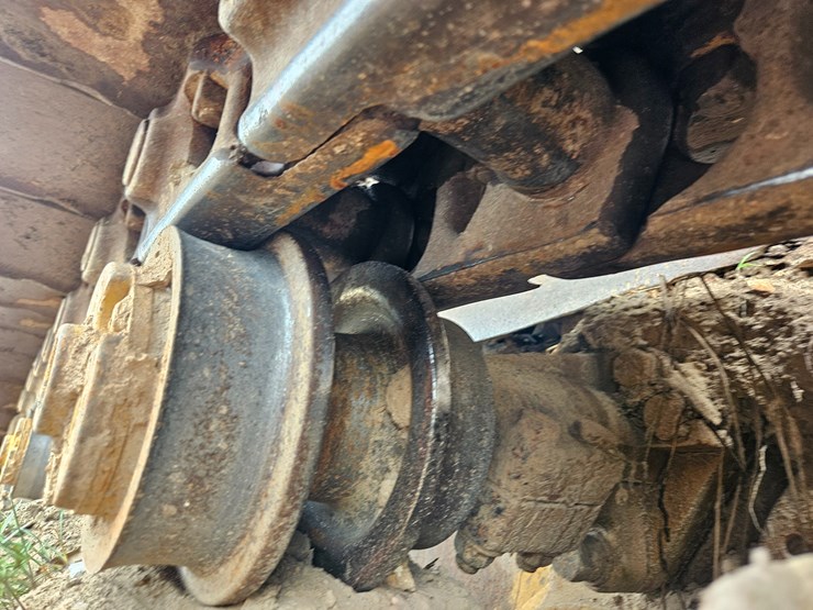 1984-caterpillar-973-image-88