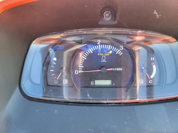 2016-kubota-mx5200-image-47