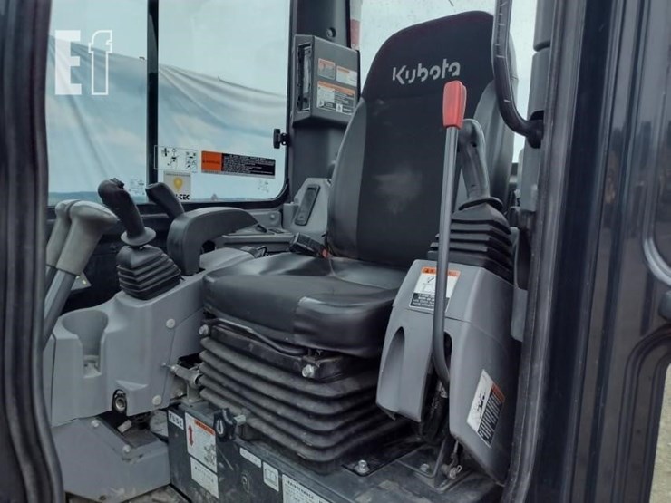 2019-kubota-u35-4-image-15