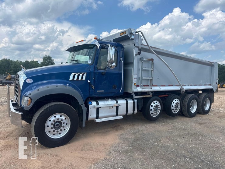 2021-mack-granite-64fr-image-1