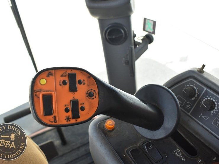 2007-massey-ferguson-9690-image-47