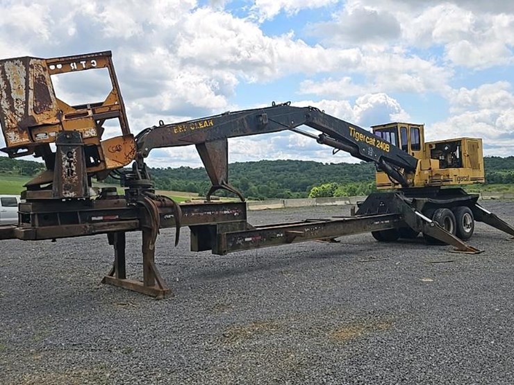 2004-tigercat-240b-image-1