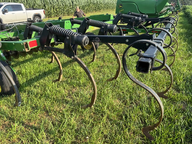 john-deere-714-image-8