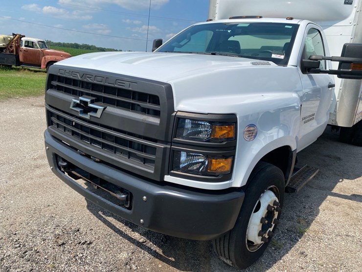 2019-chevrolet-6500-image-11