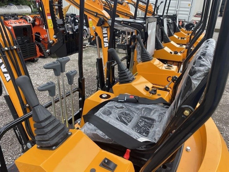 new-miva-mini-excavator-6.6t-image-6