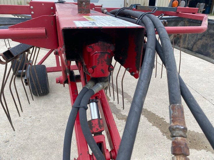 miller-pro-1150-hay-rake-image-7