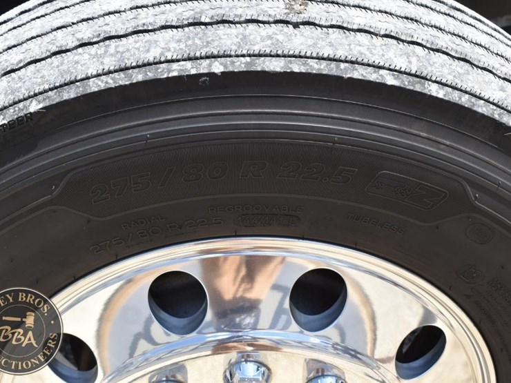 2011-kenworth-t660-image-82