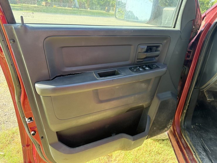 2012-dodge-ram-2500-image-22
