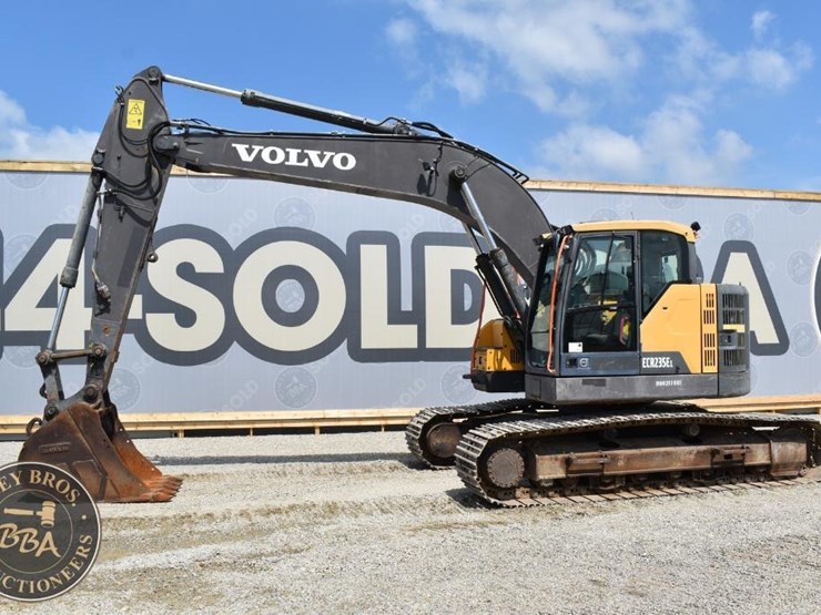 2018-volvo-ecr235el-image-8