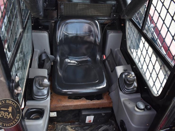 2016-takeuchi-ts50v-image-14
