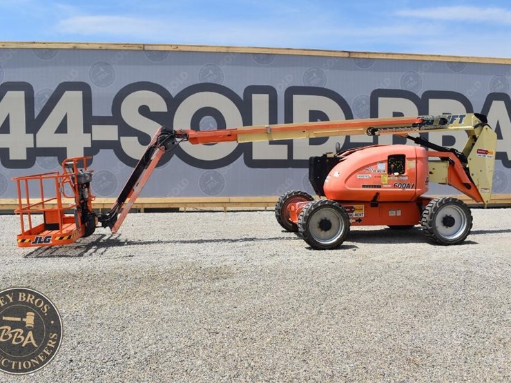 2007-jlg-600aj-image-1