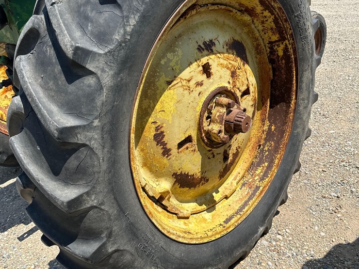 john-deere-a-image-8
