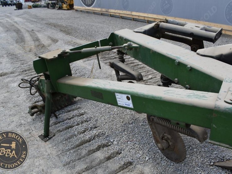 john-deere-2700-image-45
