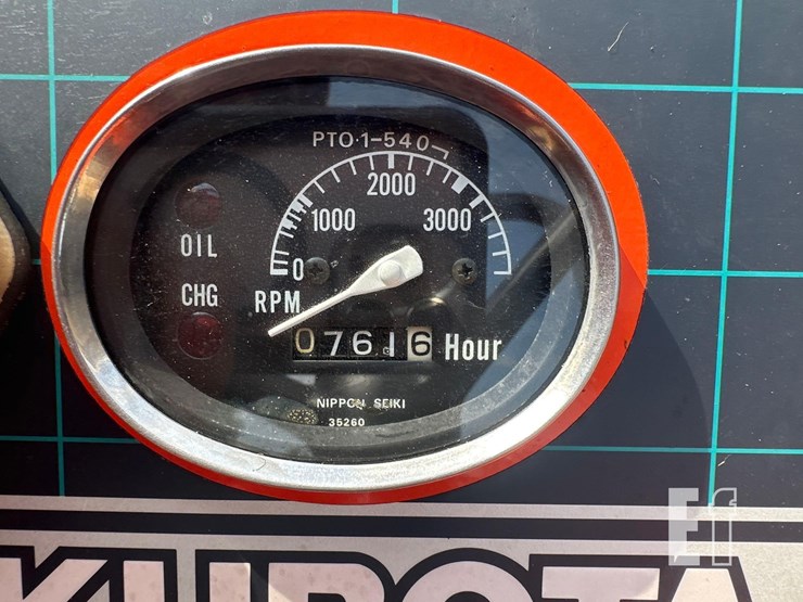 kubota-l2350-image-10