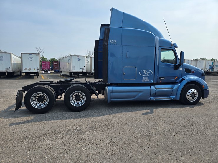 2019-peterbilt-579-image-29