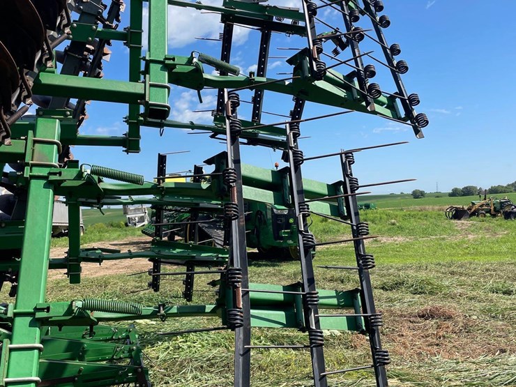 john-deere-637-image-43