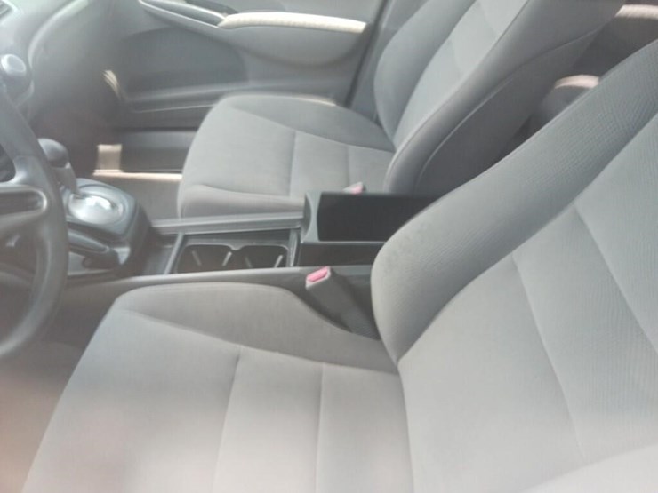 2010-honda-civic-vp-image-3