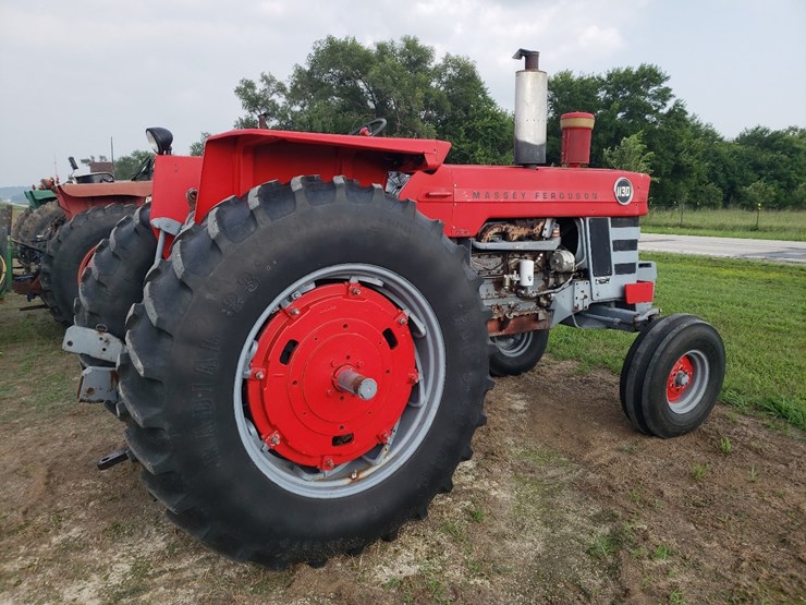 1968-massey-ferguson-1130-image-13