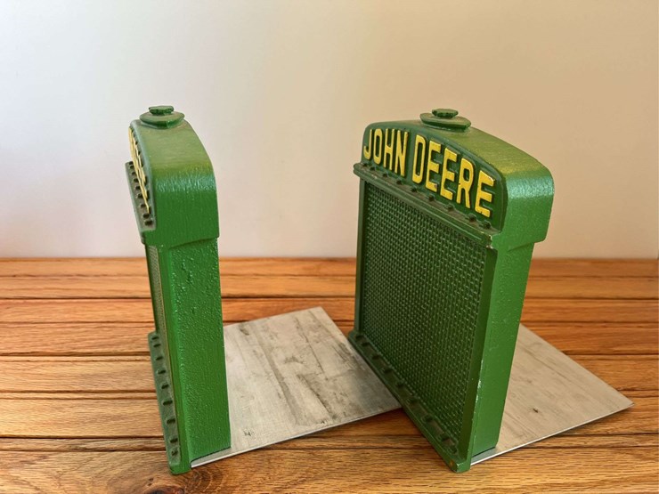john-deere-radiator-bookends-image-2