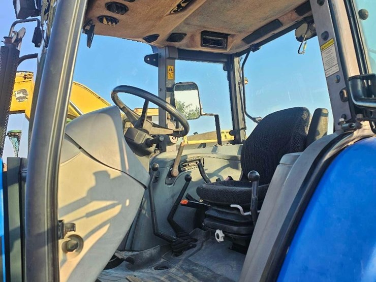 new-holland-tl100a-image-7