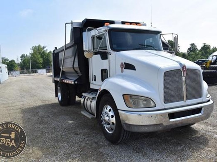 2012-kenworth-t370-image-26