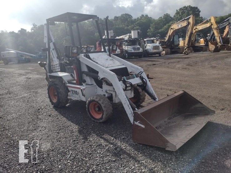 2003-bobcat-b100-image-30