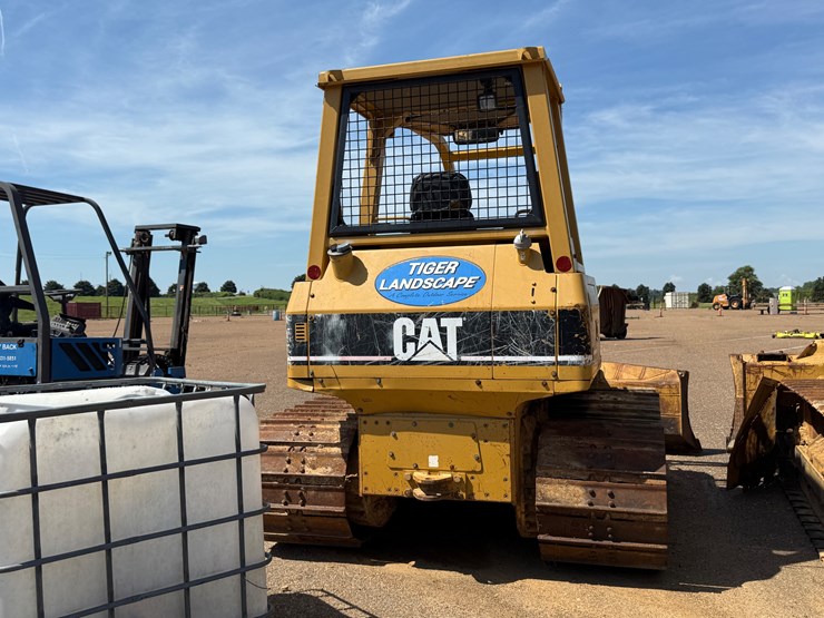 caterpillar-d3g-lgp-image-5