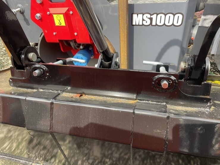new-mms-skid-steer-loader-image-5