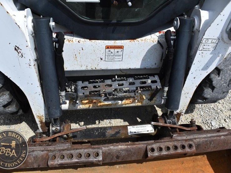 2018-bobcat-s570-image-22