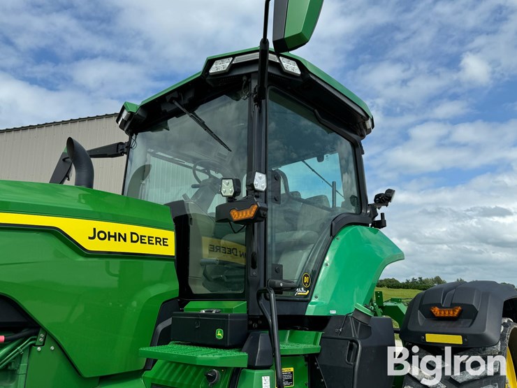 2021-john-deere-8rx-410-image-19