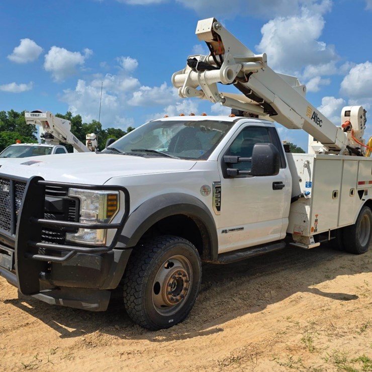 2019 FORD F550
