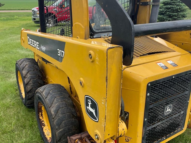 2006-john-deere-317-image-24