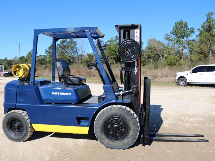 mitsubishi-fg35-image-1