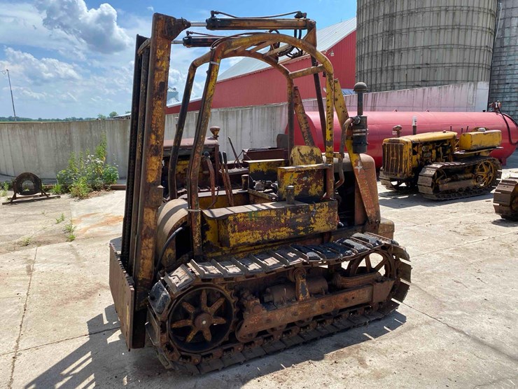 atc-crawler-forklift-image-1