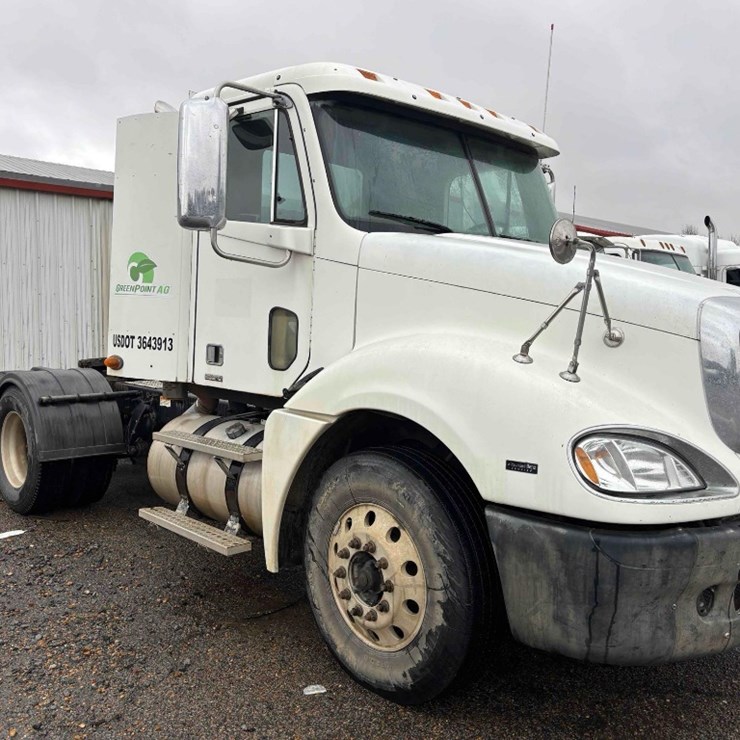 2009 FREIGHTLINER COLUMBIA 120
