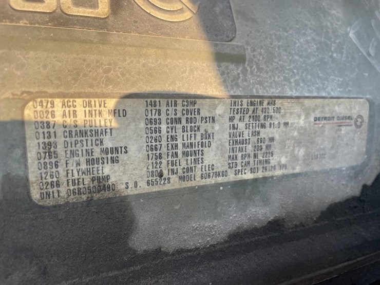 1999-freightliner-fld120-image-14